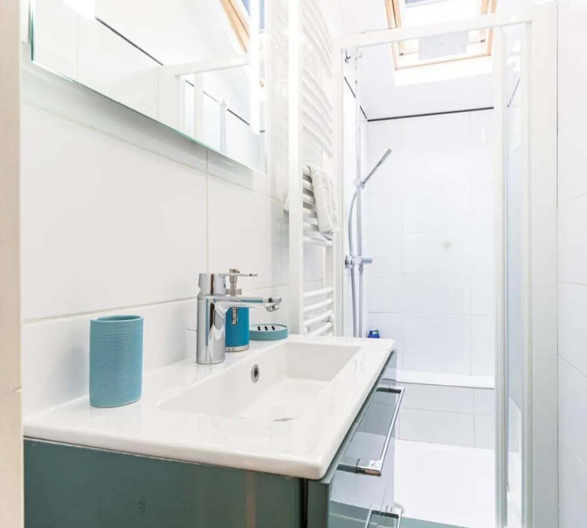 Duplex Center Of Nice With Ac 0*,